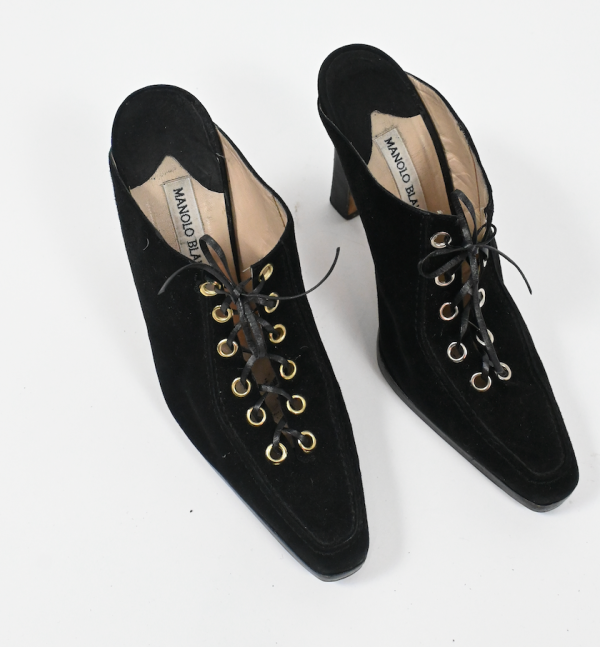 Suede Manolo mules (6.5-7) Online Hot Sale