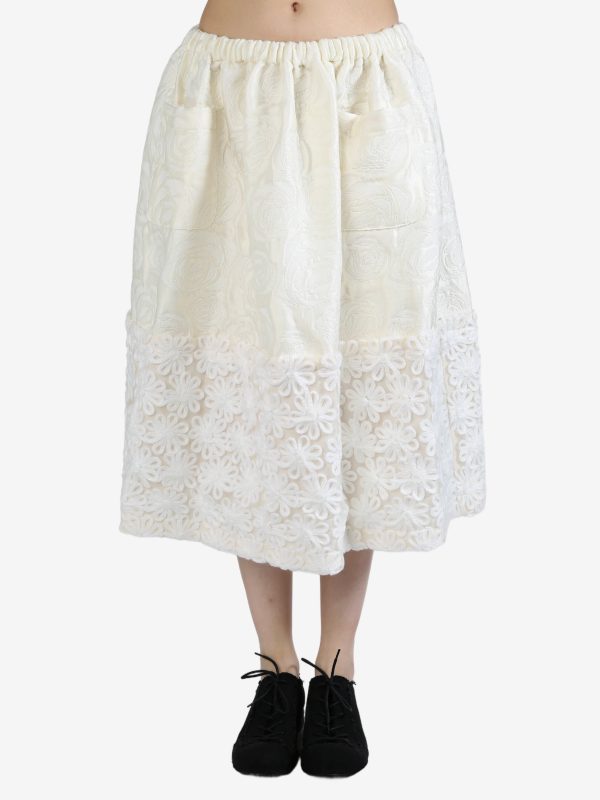 TAO COMME DES GARCONS - Women Embroidered Patchwork Lace Skirt For Sale